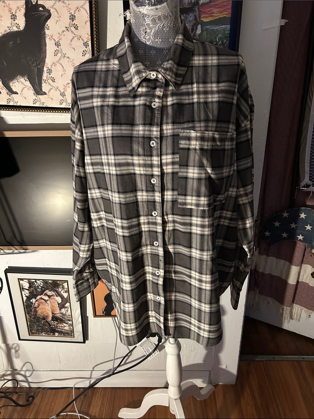 Forever 21 Black and Gray Plaid Long Sleeve Button-Up